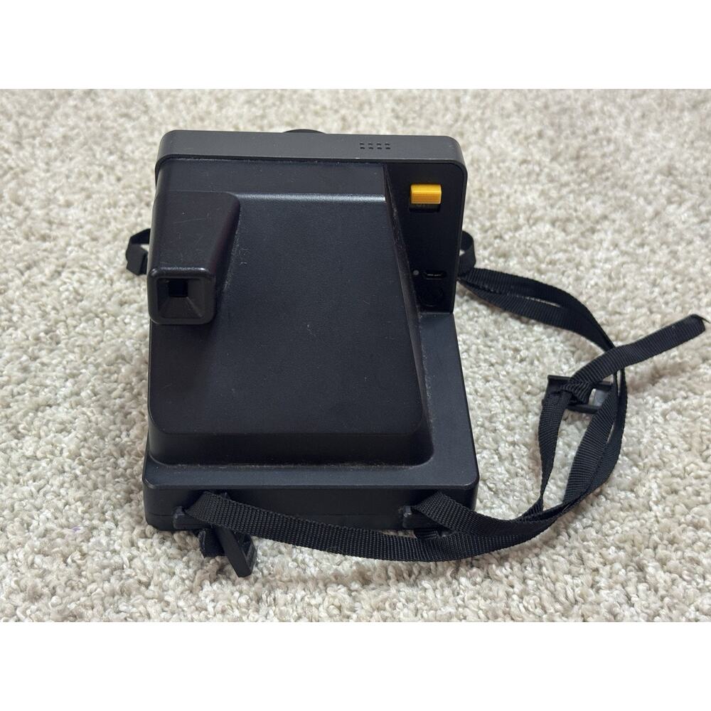 Polaroid Originals OneStep 2 i-Type Instant Film Camera Retro Analog With Strap - Picture 6 of 11